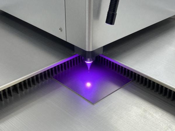 CGM印刷電極紫外皮秒激光切割 (6)